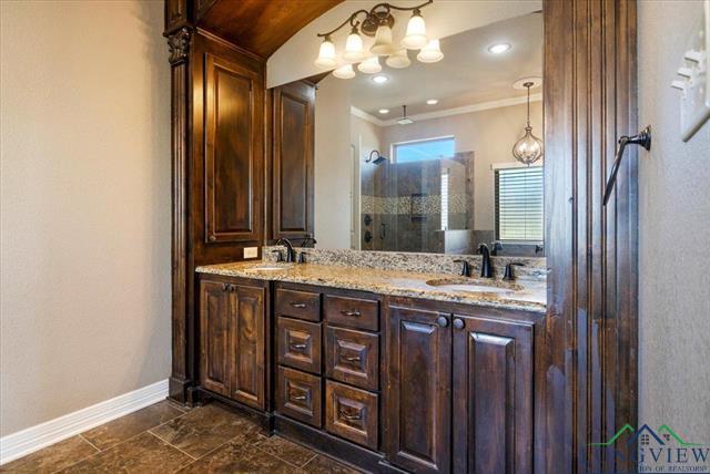 Longview, Texas, 75602, United States, 4 Bedrooms Bedrooms, ,3 BathroomsBathrooms,Residential,For Sale,1970791