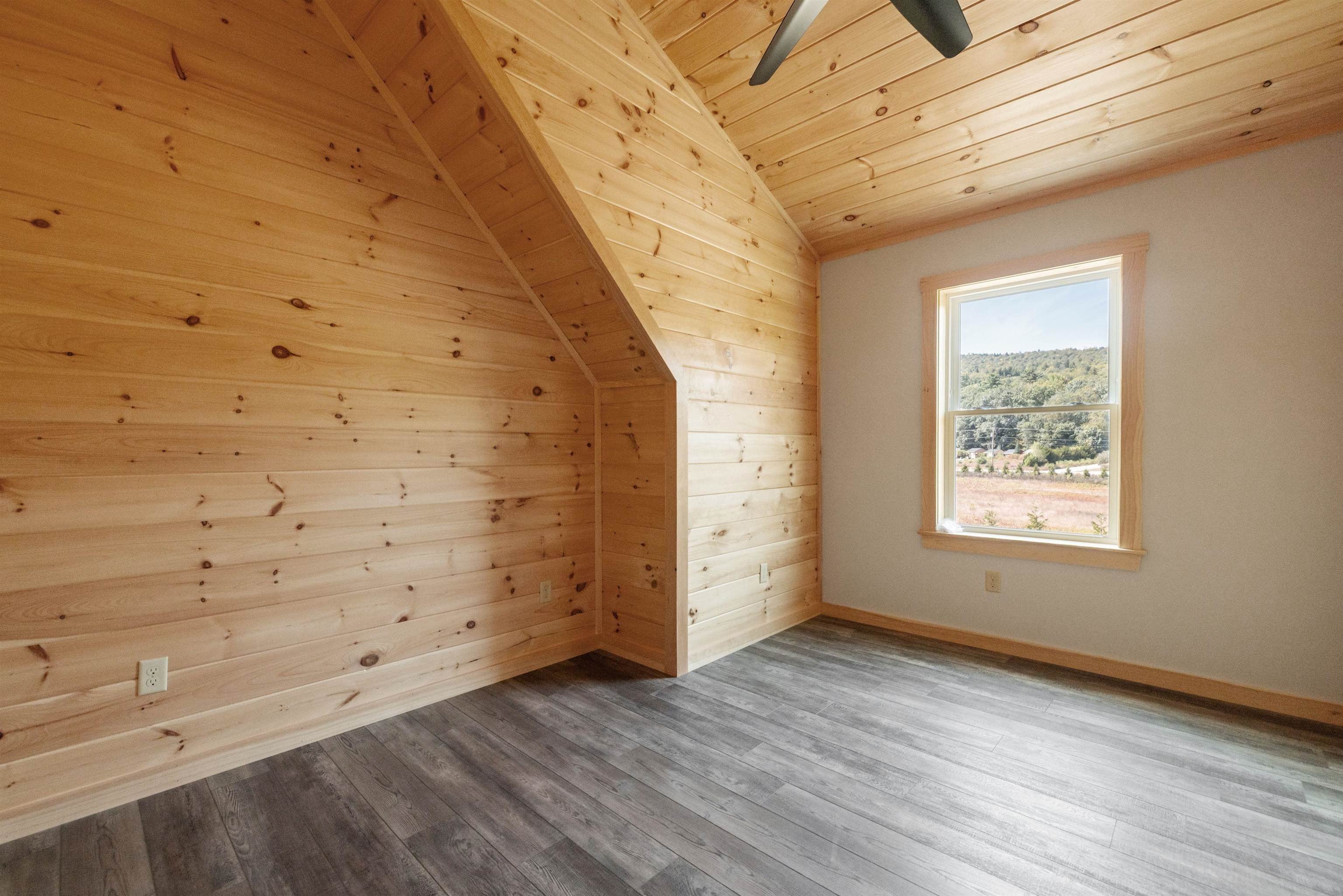 Thornton, New Hampshire, 03285, United States, 3 Bedrooms Bedrooms, ,3 BathroomsBathrooms,Residential,For Sale,1974292