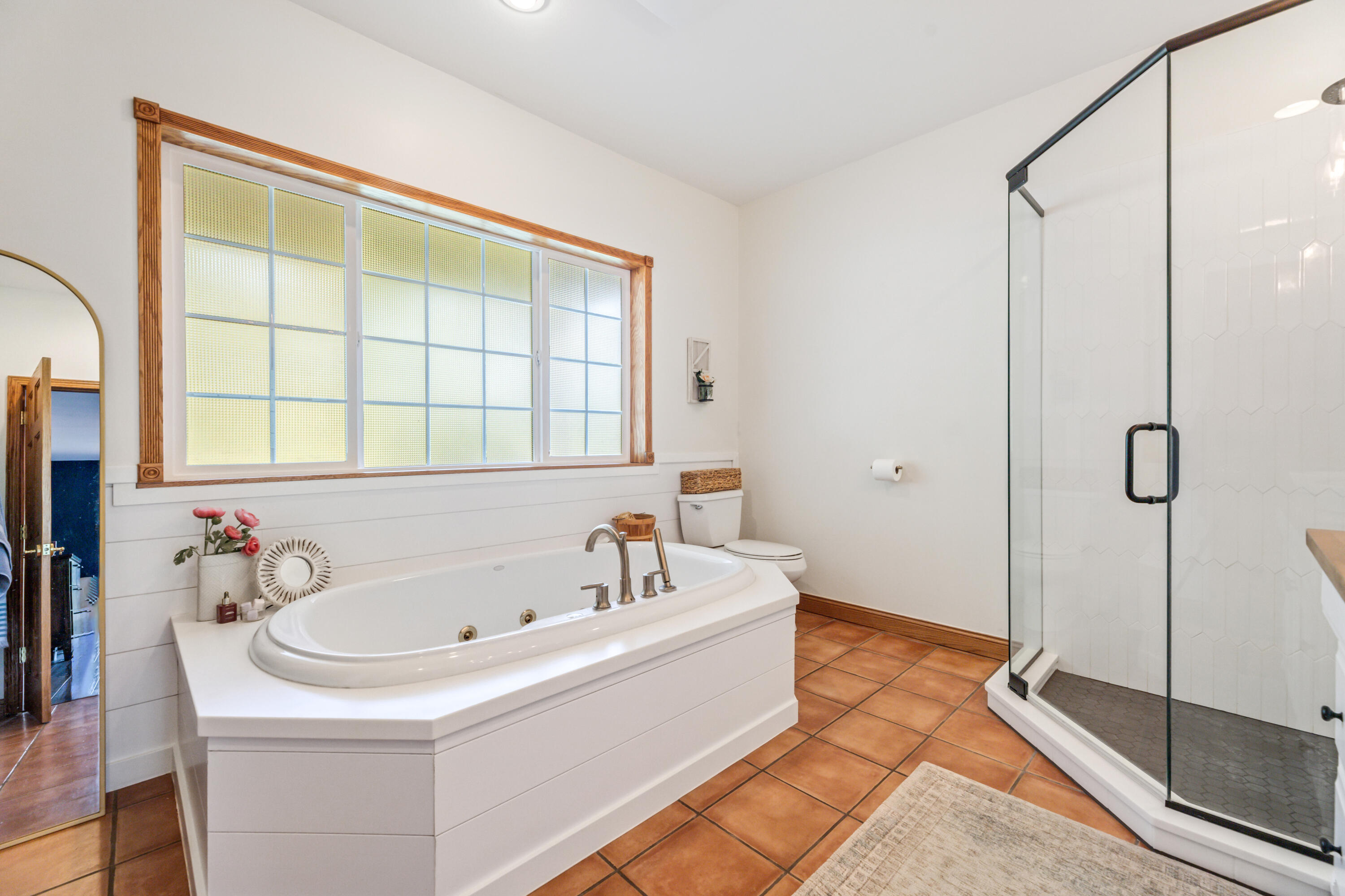 Winona, Minnesota, 55987, United States, 6 Bedrooms Bedrooms, ,5 BathroomsBathrooms,Residential,For Sale,1882480