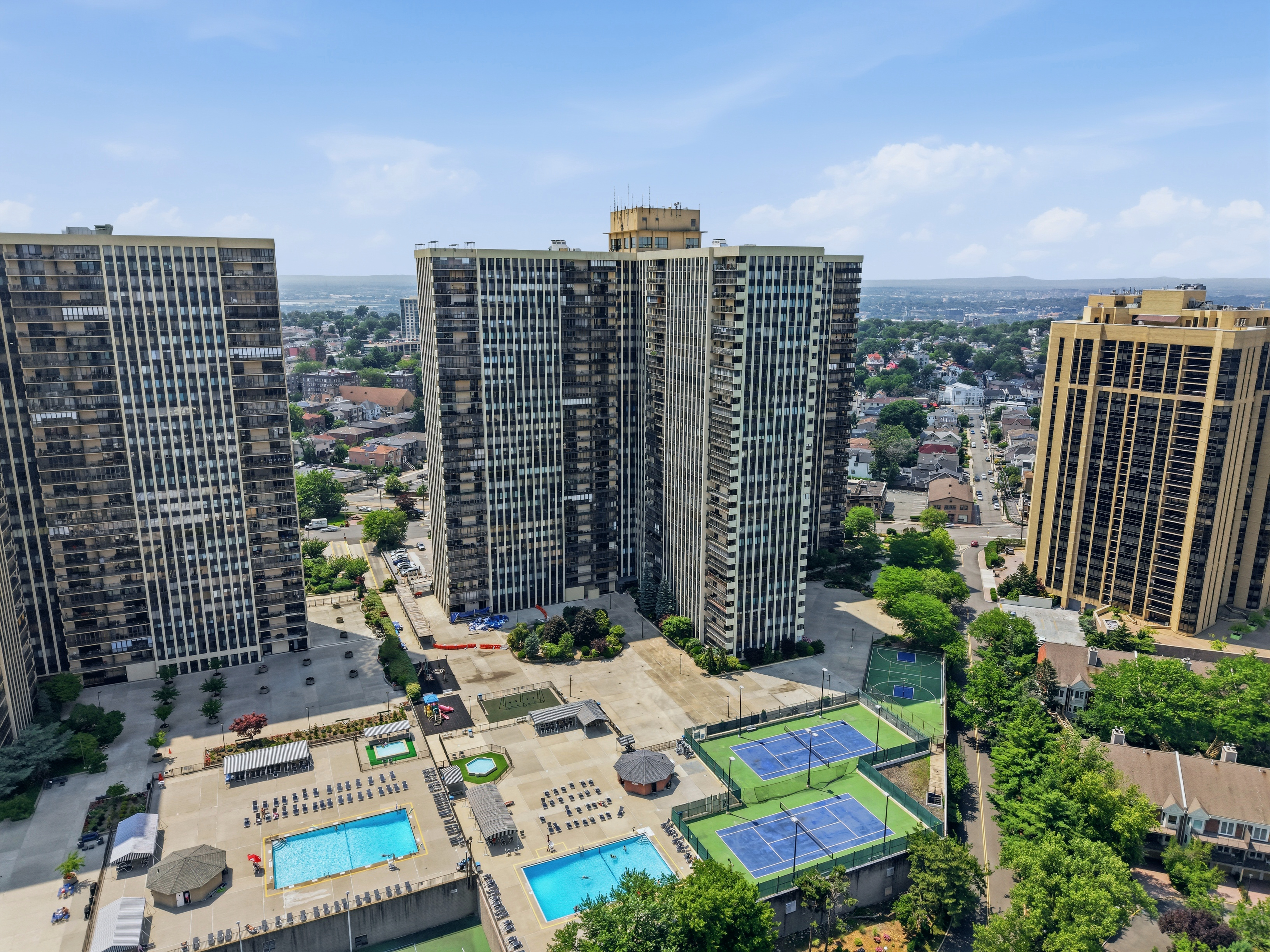  300 Winston Drive Unit #518, Cliffside Park, NJ 07010 - 物件實景