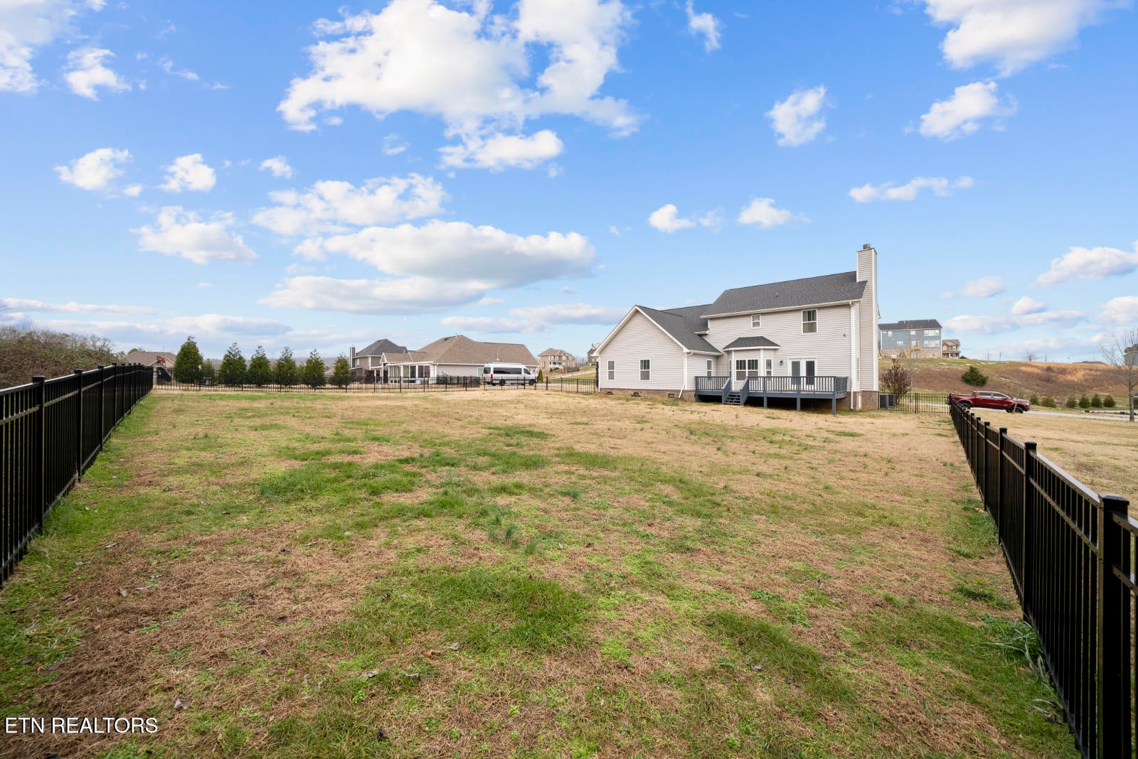 Oak Ridge, Tennessee, 37830, United States, 4 Bedrooms Bedrooms, ,3 BathroomsBathrooms,Residential,For Sale,2003025