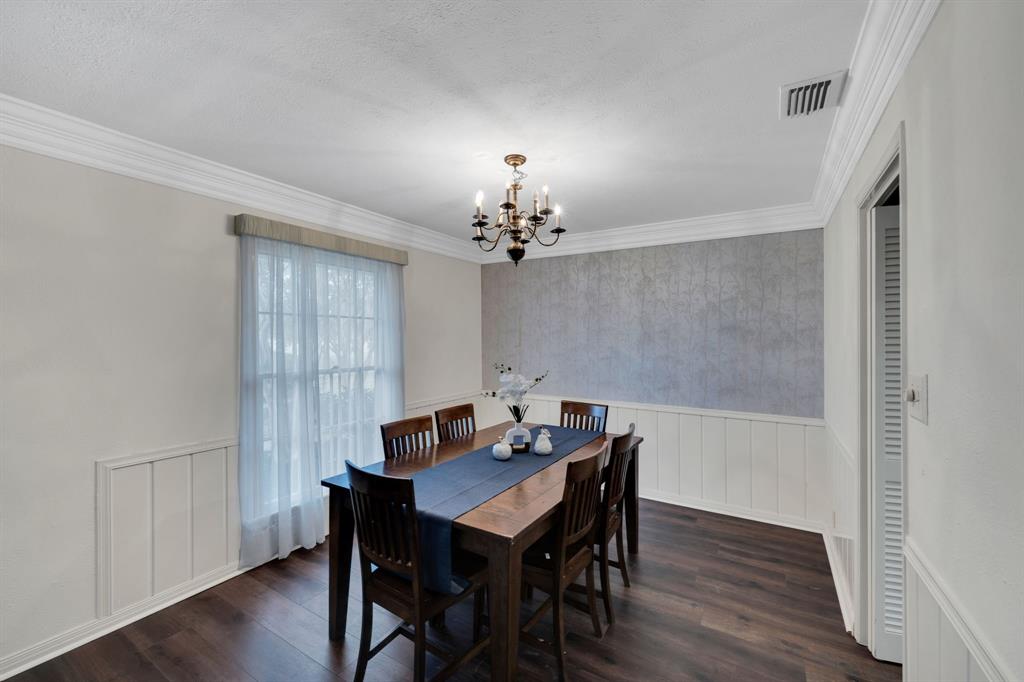 Burleson, Texas, 76028, United States, 4 Bedrooms Bedrooms, ,3 BathroomsBathrooms,Residential,For Sale,1981245