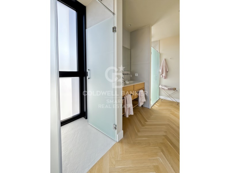 Oleiros, Galicia, 15179, ES, 2 Bedrooms Bedrooms, ,2 BathroomsBathrooms,Residential,For Sale,1729287