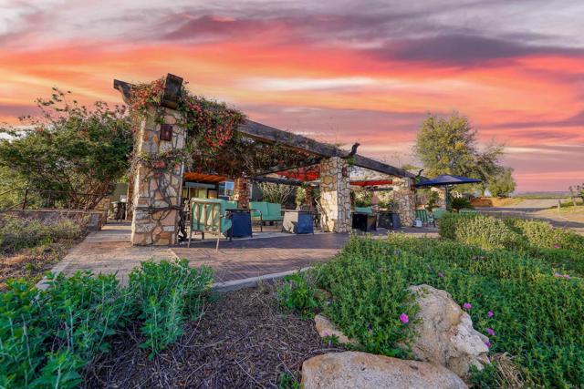 Ramona, California, 92065, United States, 3 Bedrooms Bedrooms, ,2 BathroomsBathrooms,Residential,For Sale,1999514