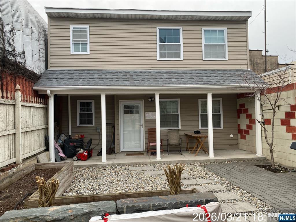 Newark, New Jersey, 07105, United States, 9 Bedrooms Bedrooms, ,5 BathroomsBathrooms,Residential,For Sale,2030710