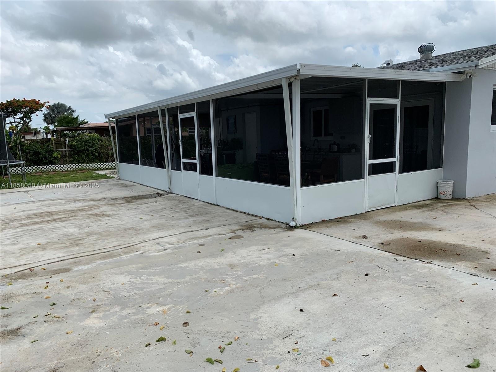 Miami, Florida, 33157, United States, 2 Bedrooms Bedrooms, ,2 BathroomsBathrooms,Residential,For Sale,1916228