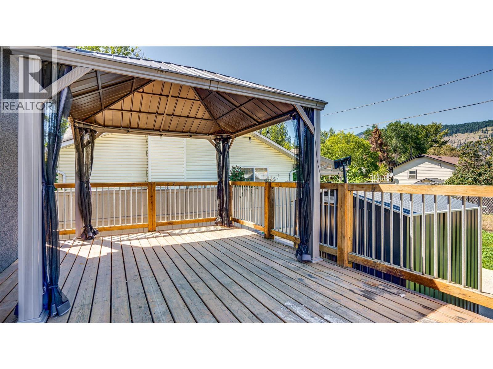 CHASE, British Columbia, V0E 1M0, CA, 5 Bedrooms Bedrooms, ,1 BathroomBathrooms,Residential,For Sale,1918383