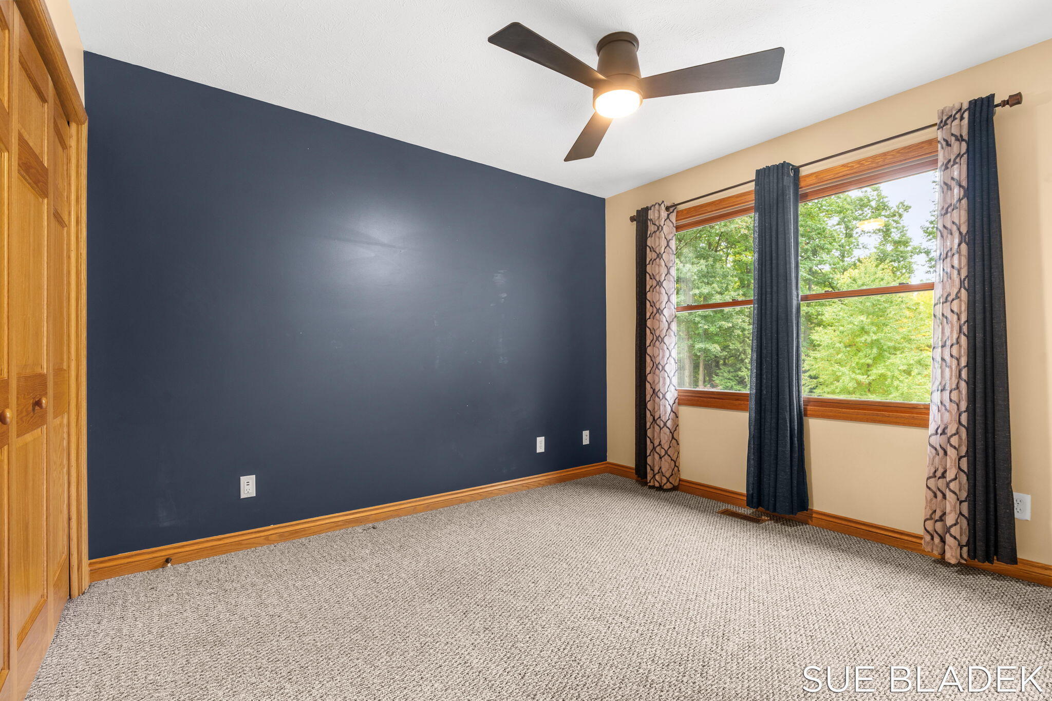 Fennville, Michigan, 49408, United States, 4 Bedrooms Bedrooms, ,4 BathroomsBathrooms,Residential,For Sale,1966449