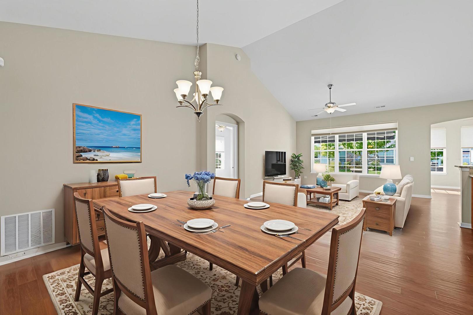 Naperville, Illinois, 60564, United States, 2 Bedrooms Bedrooms, ,2 BathroomsBathrooms,Residential,For Sale,1986332