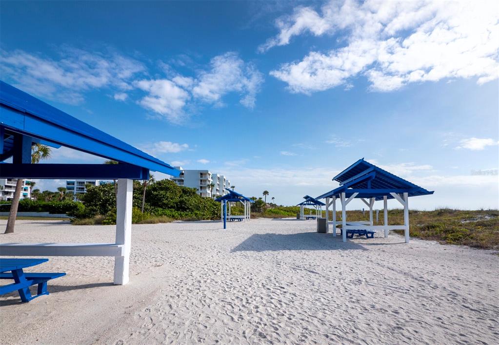 Longboat Key, Florida, 34228, United States, 2 Bedrooms Bedrooms, ,3 BathroomsBathrooms,Residential,For Sale,1942168