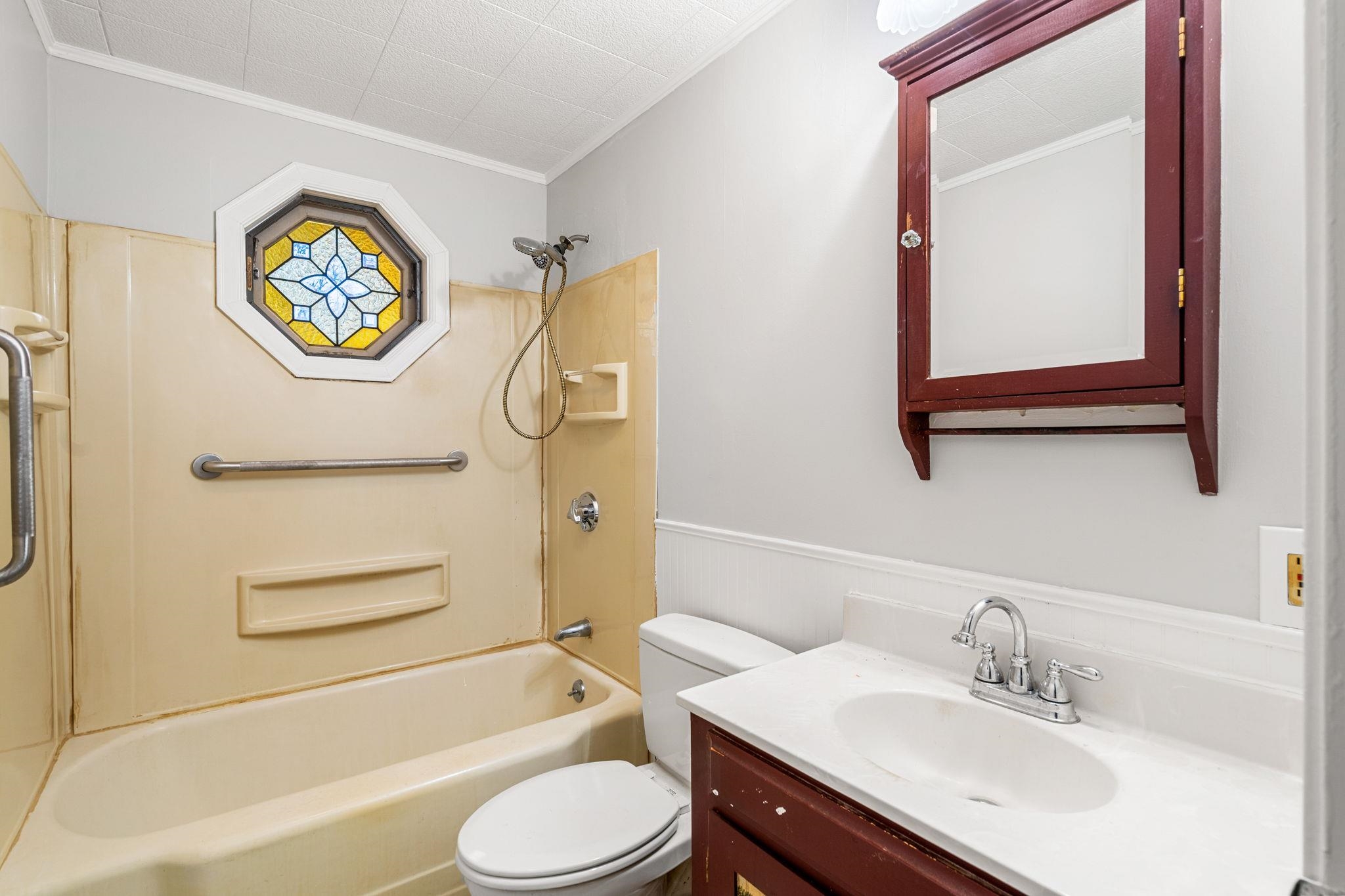 Pelham, New Hampshire, 03076, United States, 3 Bedrooms Bedrooms, ,1 BathroomBathrooms,Residential,For Sale,1991276