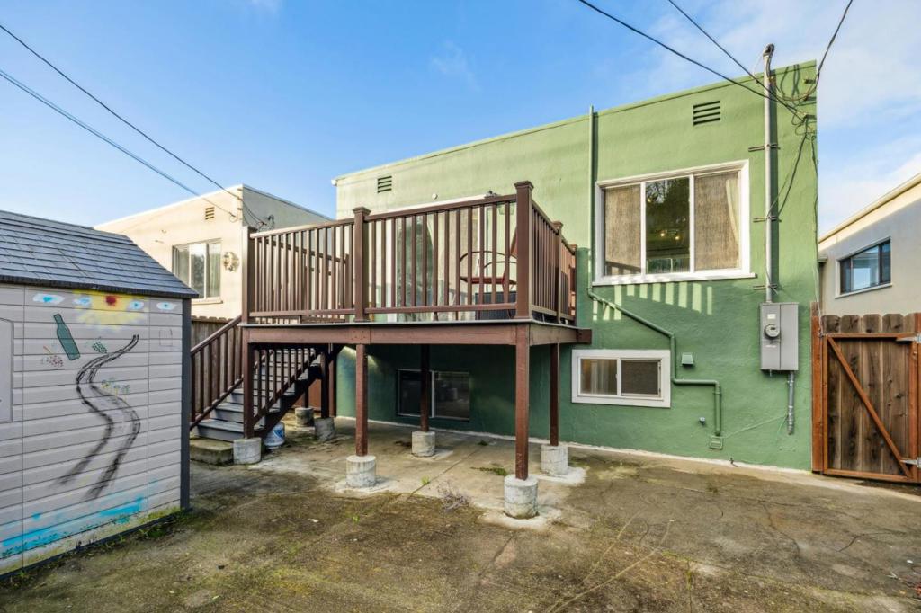 Daly City, California, 94015, United States, 5 Bedrooms Bedrooms, ,2 BathroomsBathrooms,Residential,For Sale,2010788