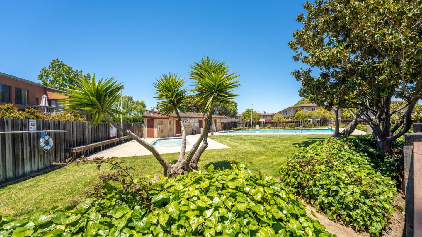 San Mateo, California, 94403, United States, 3 Bedrooms Bedrooms, ,1 BathroomBathrooms,Residential,For Sale,1879079