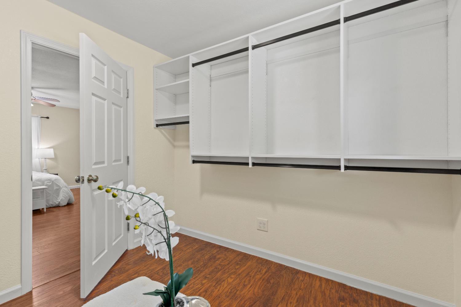 Lincoln, California, 95648, United States, 3 Bedrooms Bedrooms, ,2 BathroomsBathrooms,Residential,For Sale,1904345