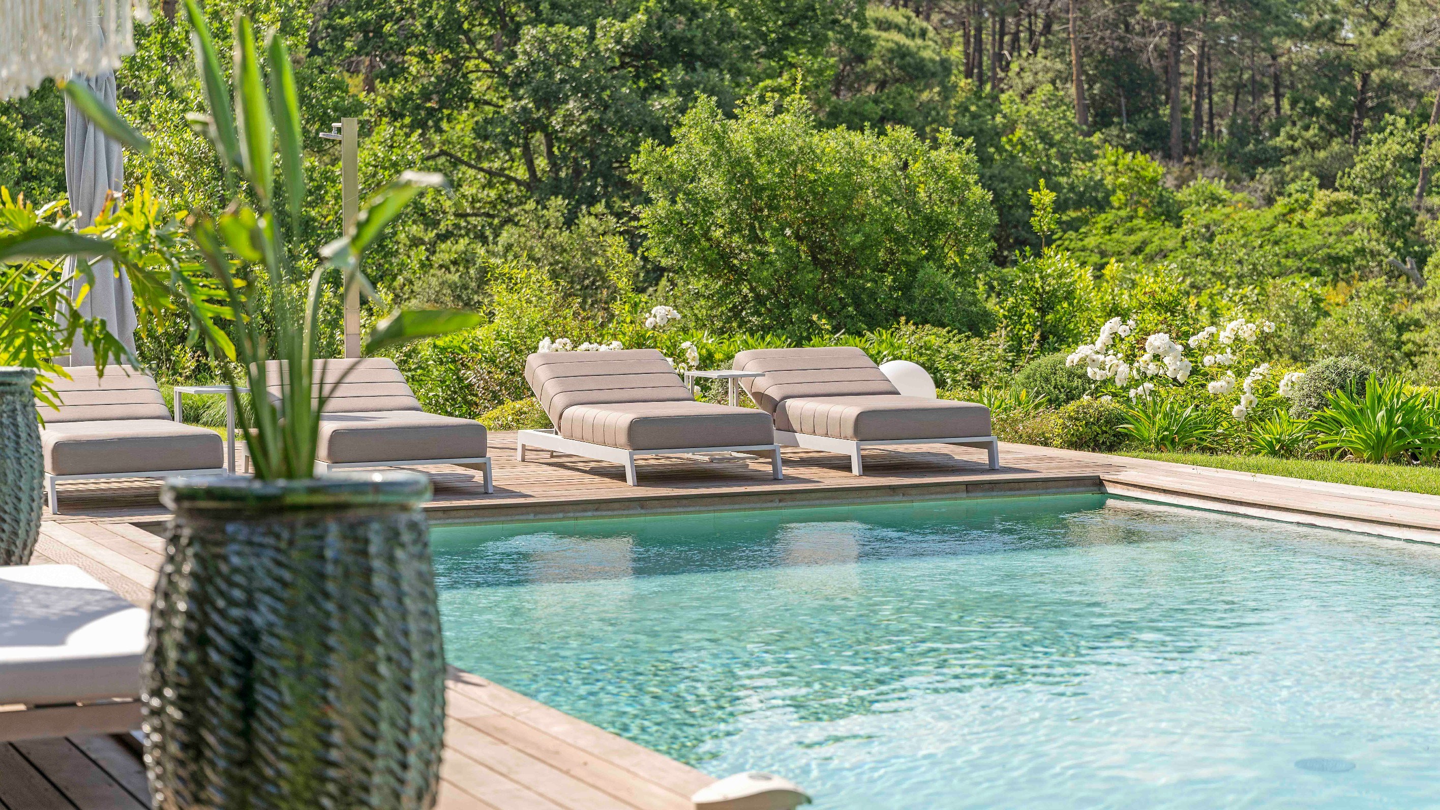  Contemporary sea view villa with 7 suites, pool & Spa for sale in Ramatuelle - 物件實景