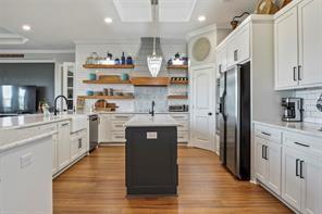 Midlothian, Texas, 76065, United States, 6 Bedrooms Bedrooms, ,6 BathroomsBathrooms,Residential,For Sale,2048042