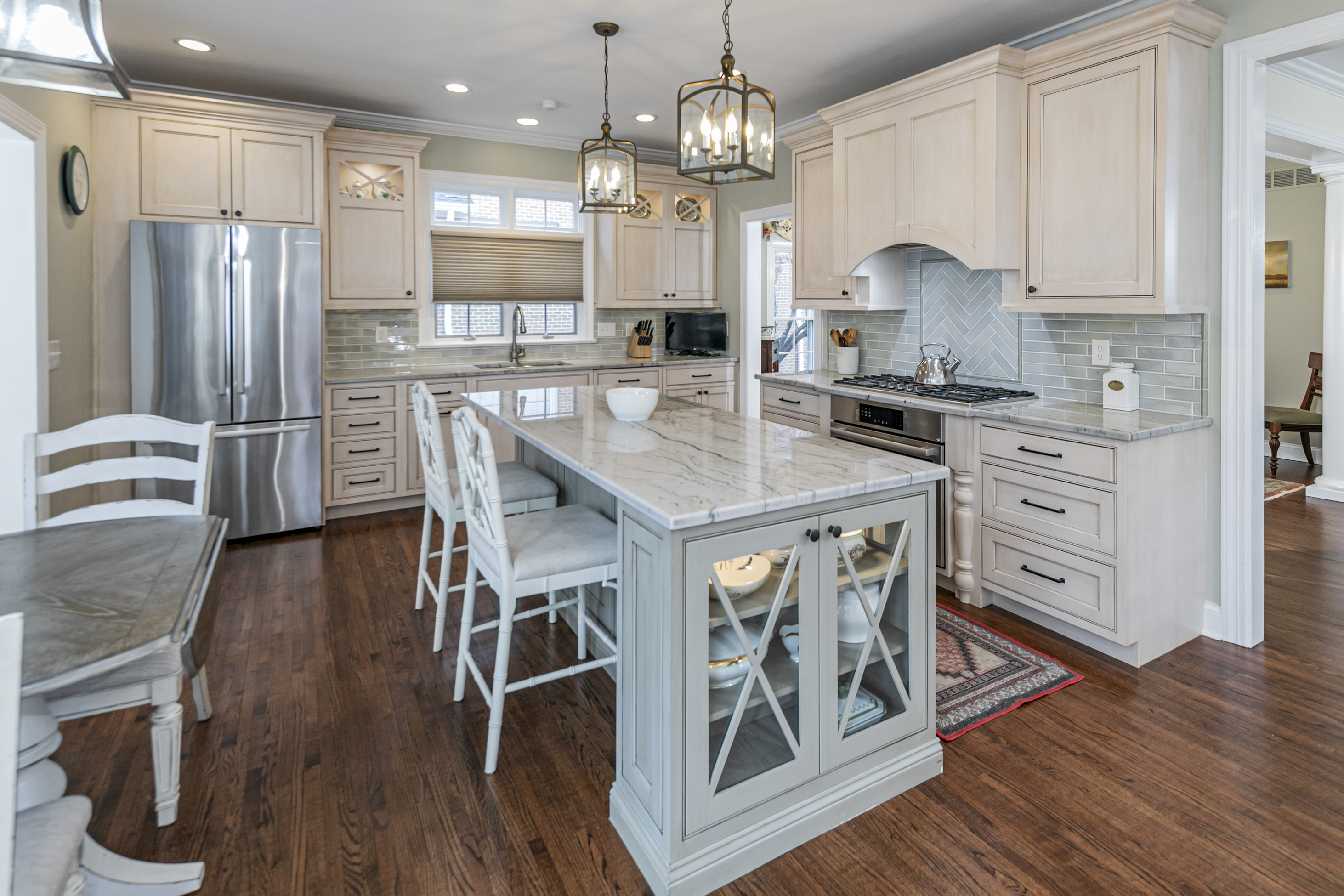  Exceptional Design and Thoughtful Updates in a Rare Governors Lane Offering - 物件實景