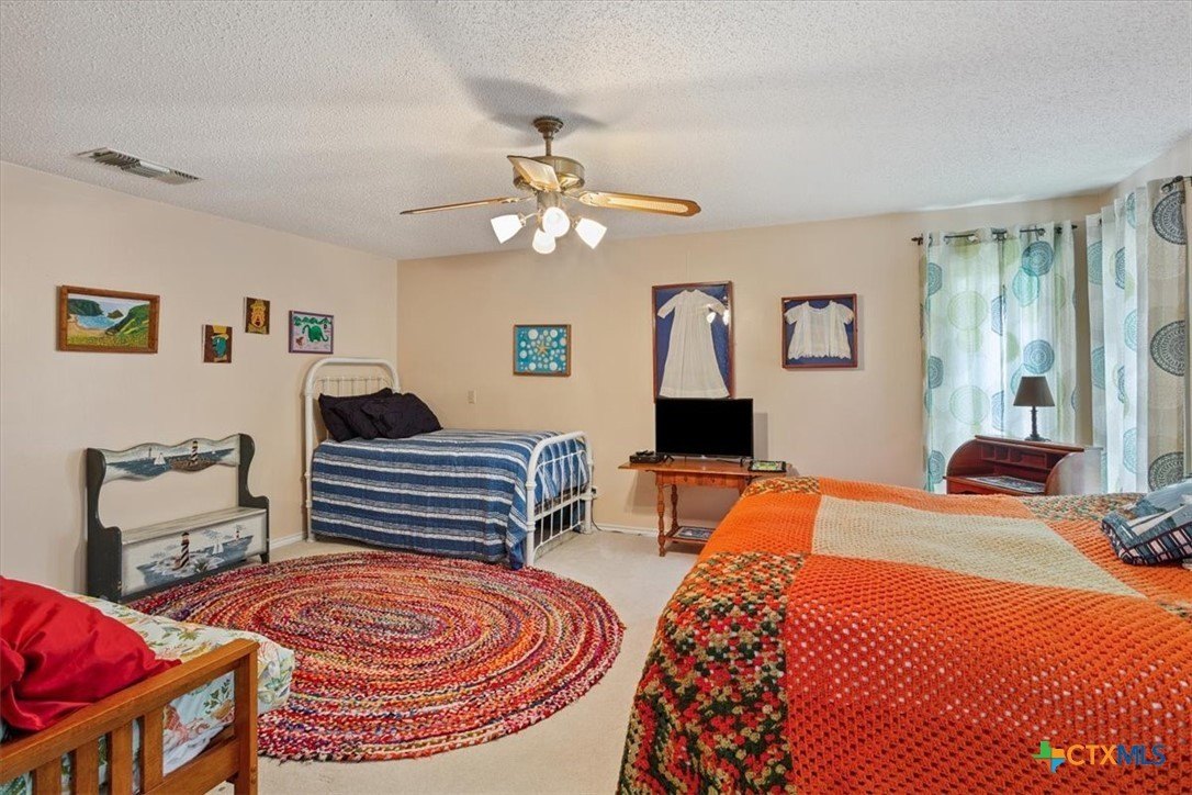 Salado, Texas, 76571, United States, 3 Bedrooms Bedrooms, ,3 BathroomsBathrooms,Residential,For Sale,1976351