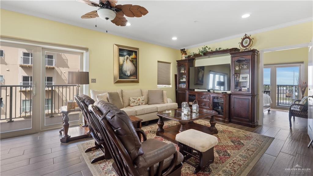 South Padre Island, Texas, 78597, United States, 3 Bedrooms Bedrooms, ,4 BathroomsBathrooms,Residential,For Sale,1731690