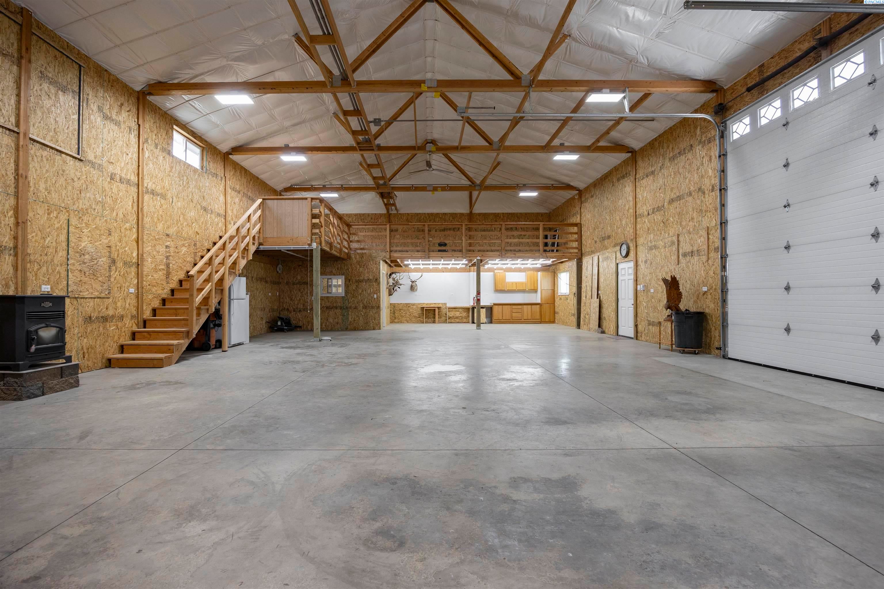 Benton City, Washington, 99320, United States, 3 Bedrooms Bedrooms, ,2 BathroomsBathrooms,Residential,For Sale,1983033