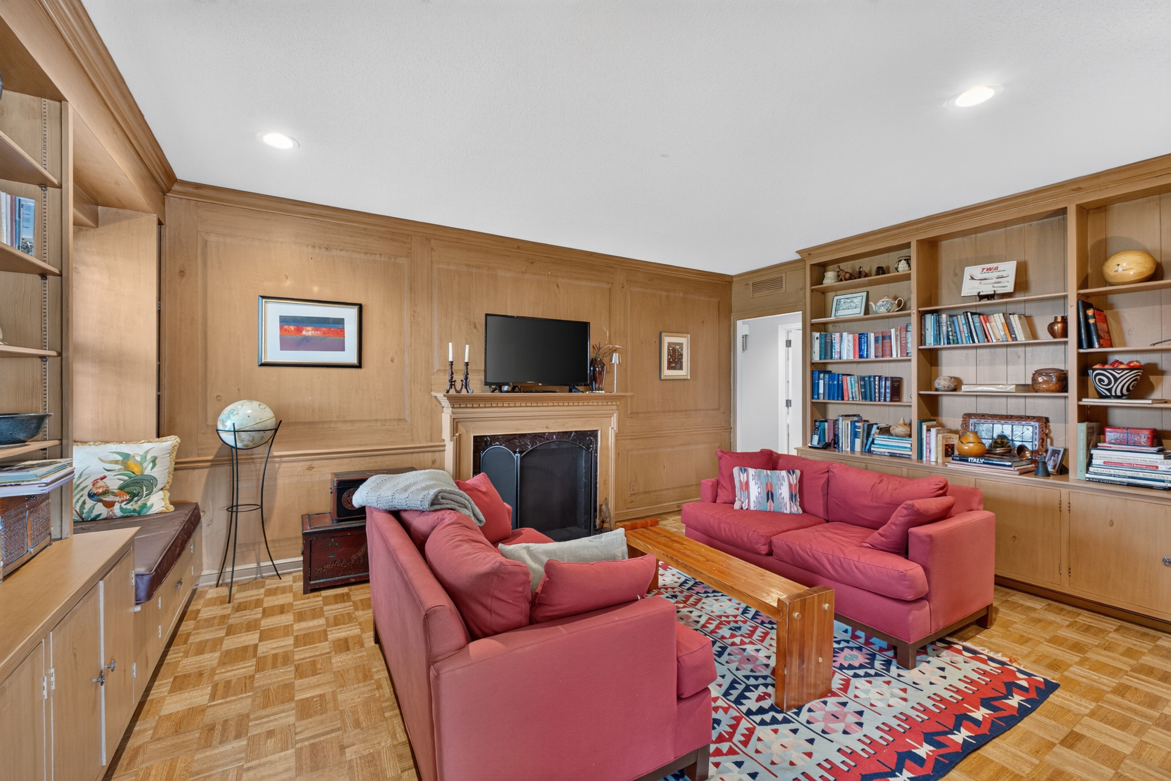  Luxurious High-Rise Living at Whitehall Condominiums in Clayton - 物件實景