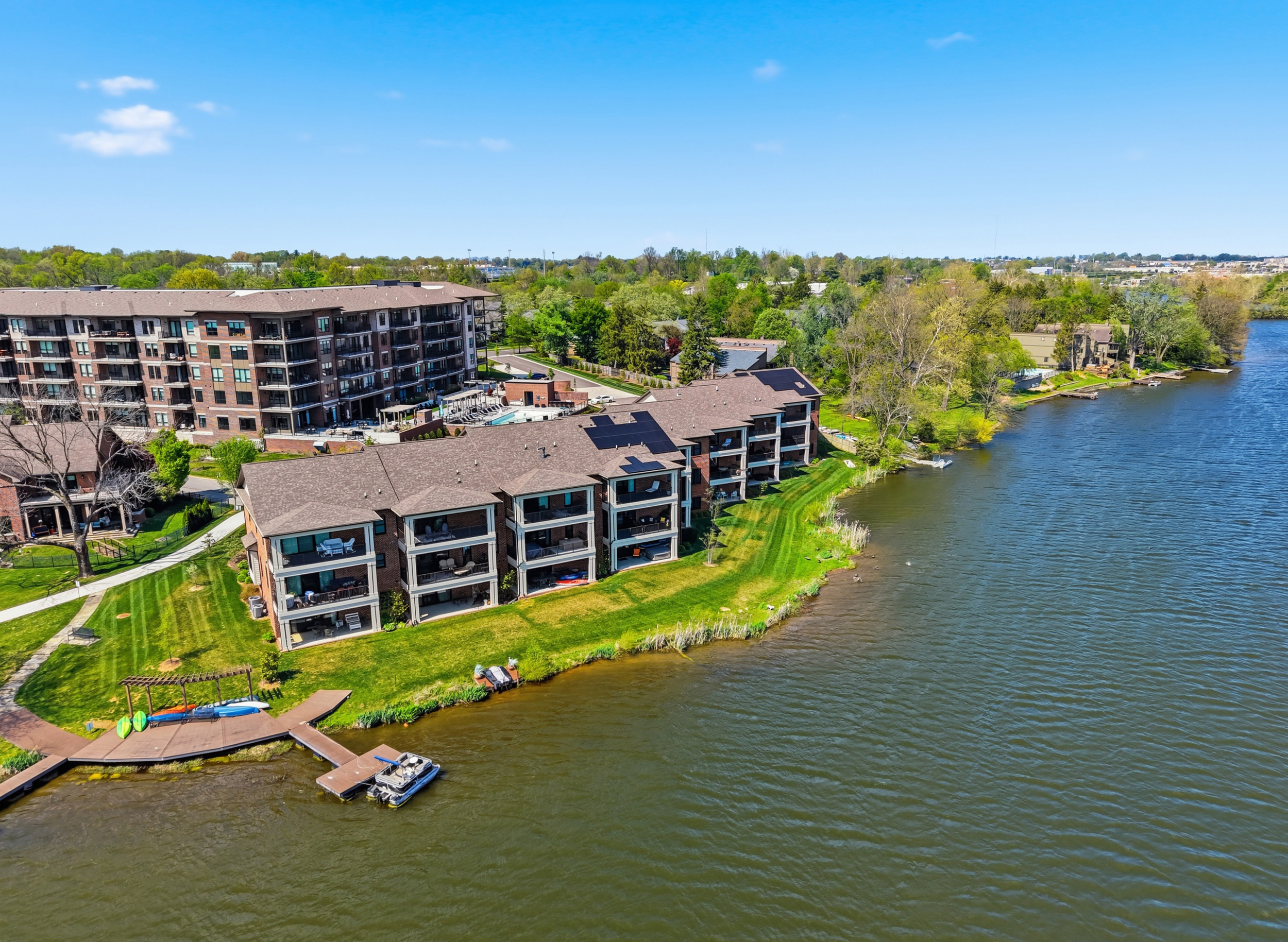  535 Laketower Drive #105 - 物件實景