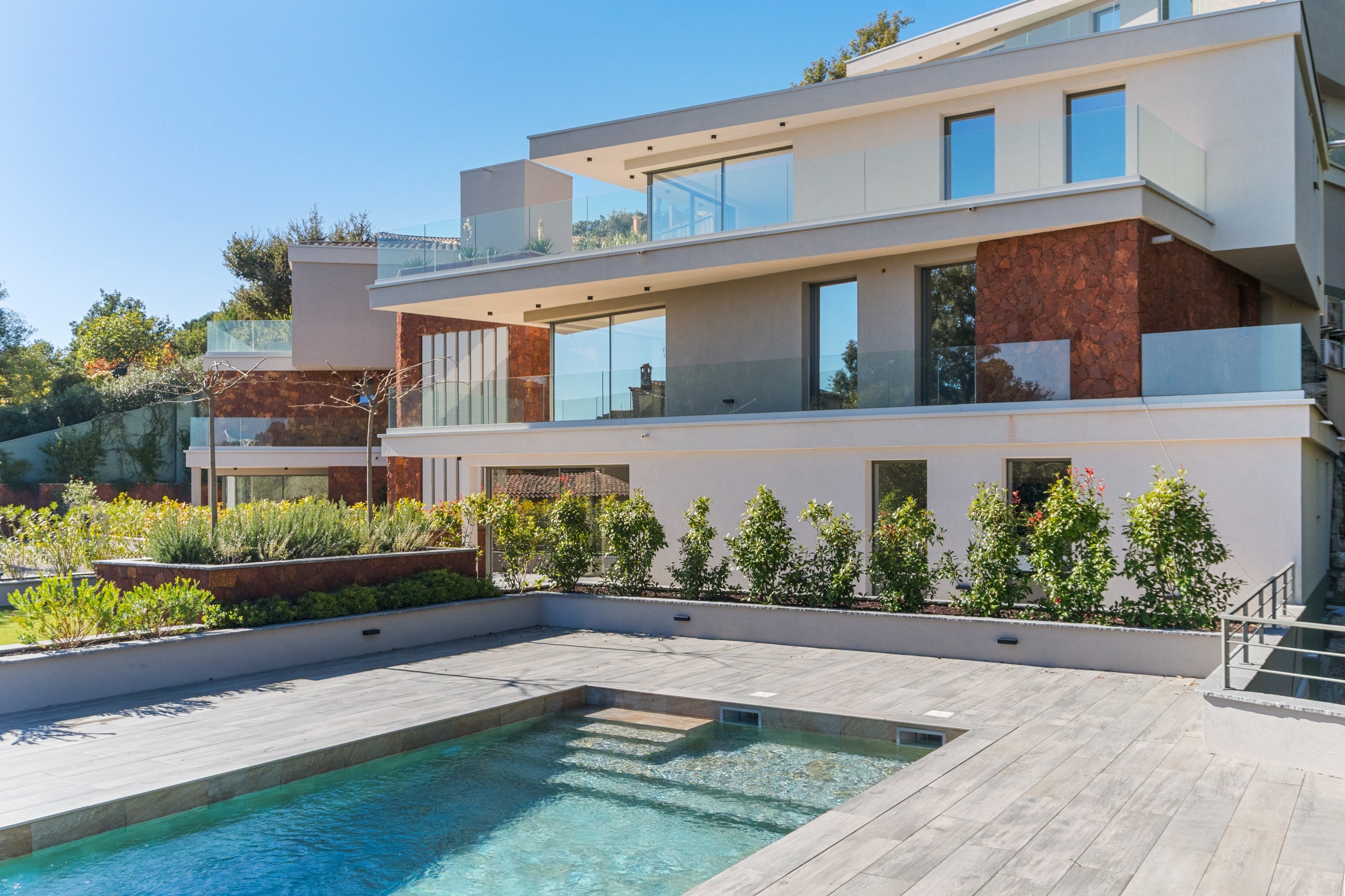  Luxury 4-room apartment in Les Adrets-de-l’Estérel, terrace, pool, and high-end… - 物件實景