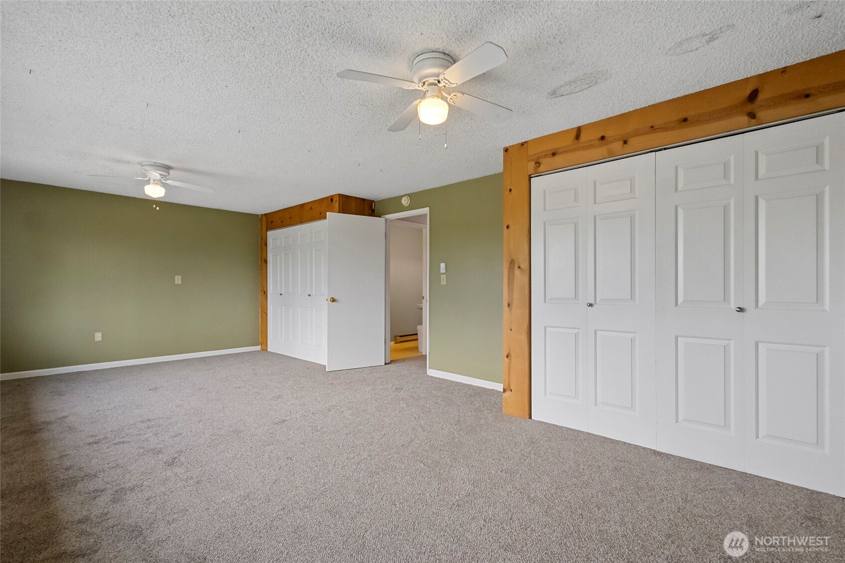 Ferndale, Washington, 98248, United States, 6 Bedrooms Bedrooms, ,2 BathroomsBathrooms,Residential,For Sale,1921640