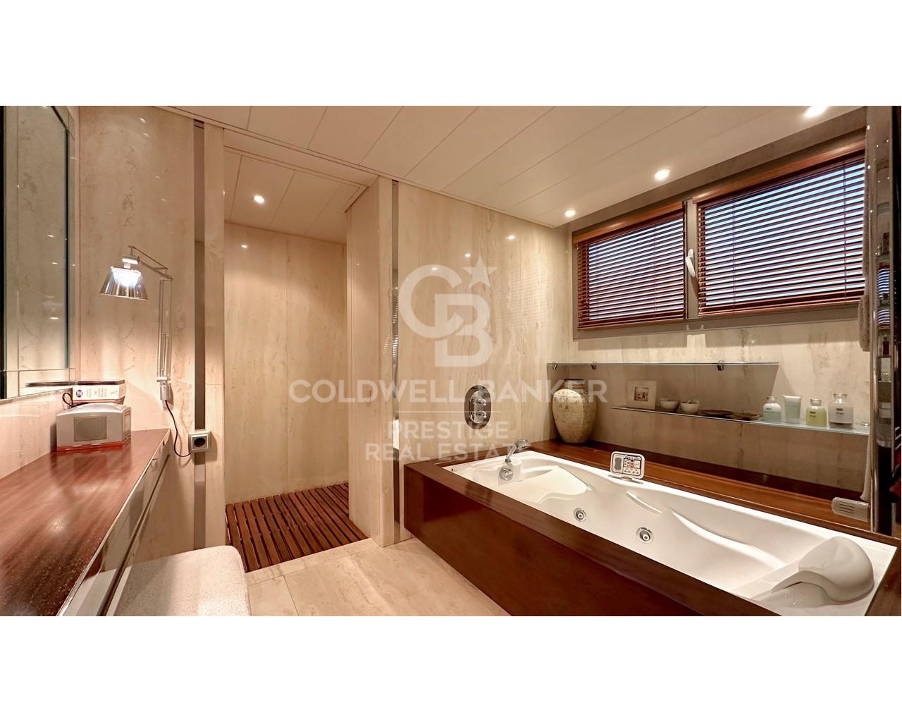 Barcelona, Catalonia, ES, 5 Bedrooms Bedrooms, ,5 BathroomsBathrooms,Residential,For Sale,1684278