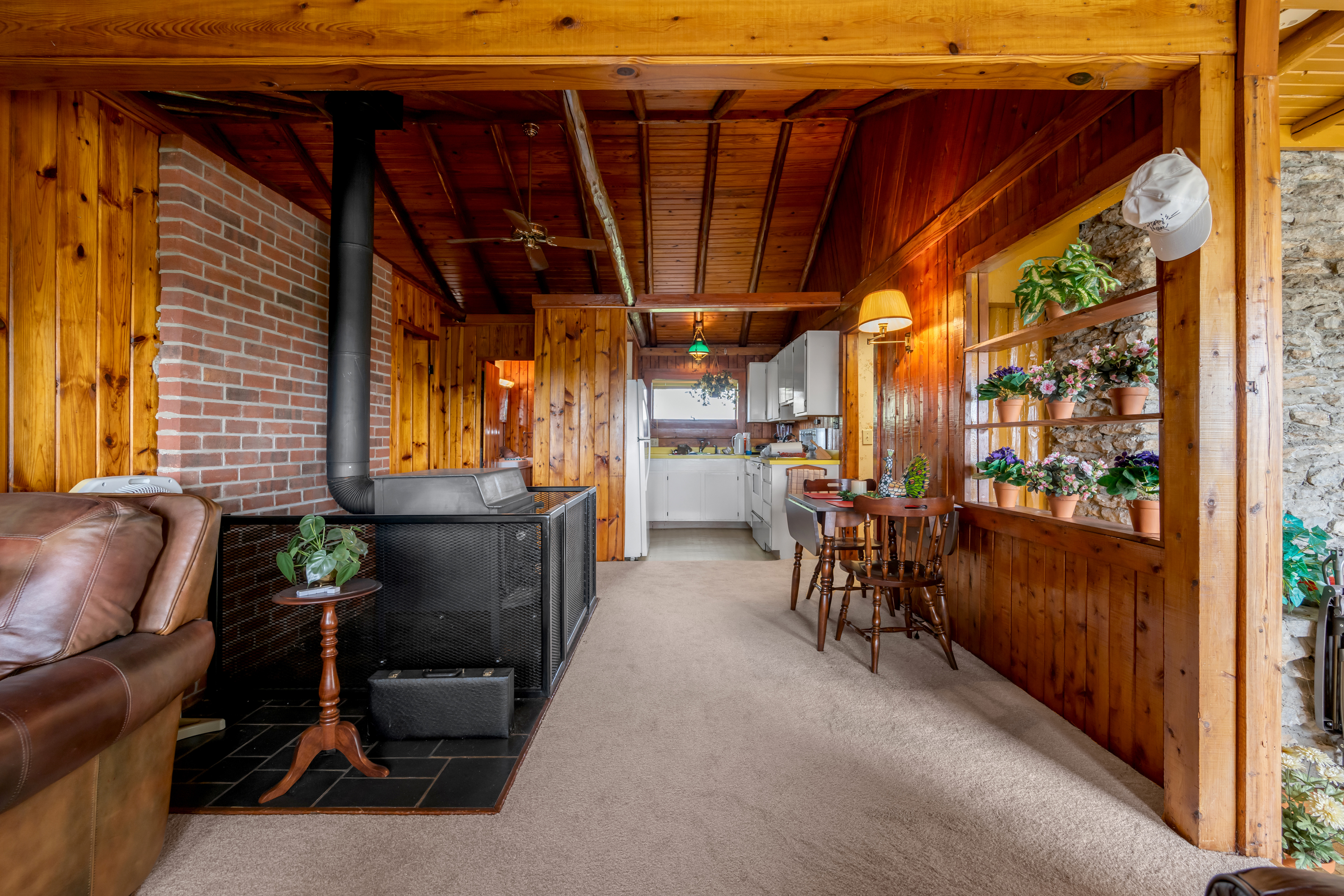  512 Chimney Rock Road - 物件實景