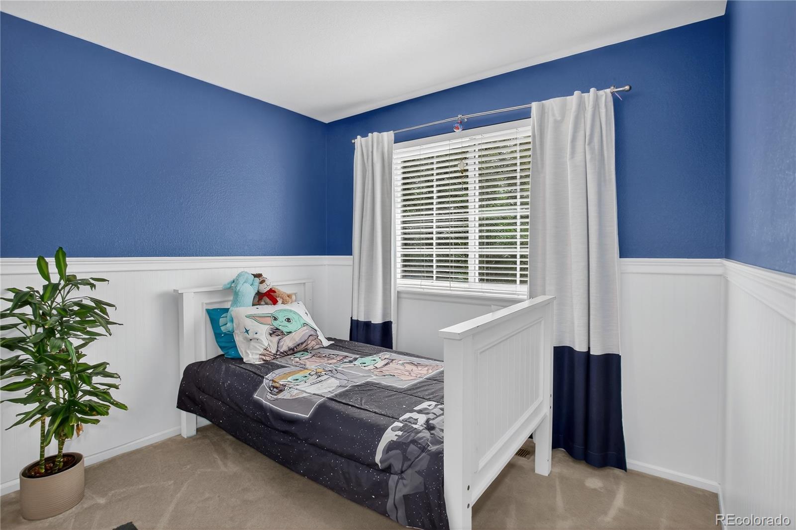 Castle Pines, Colorado, 80108, United States, 4 Bedrooms Bedrooms, ,3 BathroomsBathrooms,Residential,For Sale,1900976