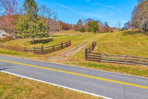 Fincastle, Virginia, 24090, United States, ,Residential,For Sale,1989448