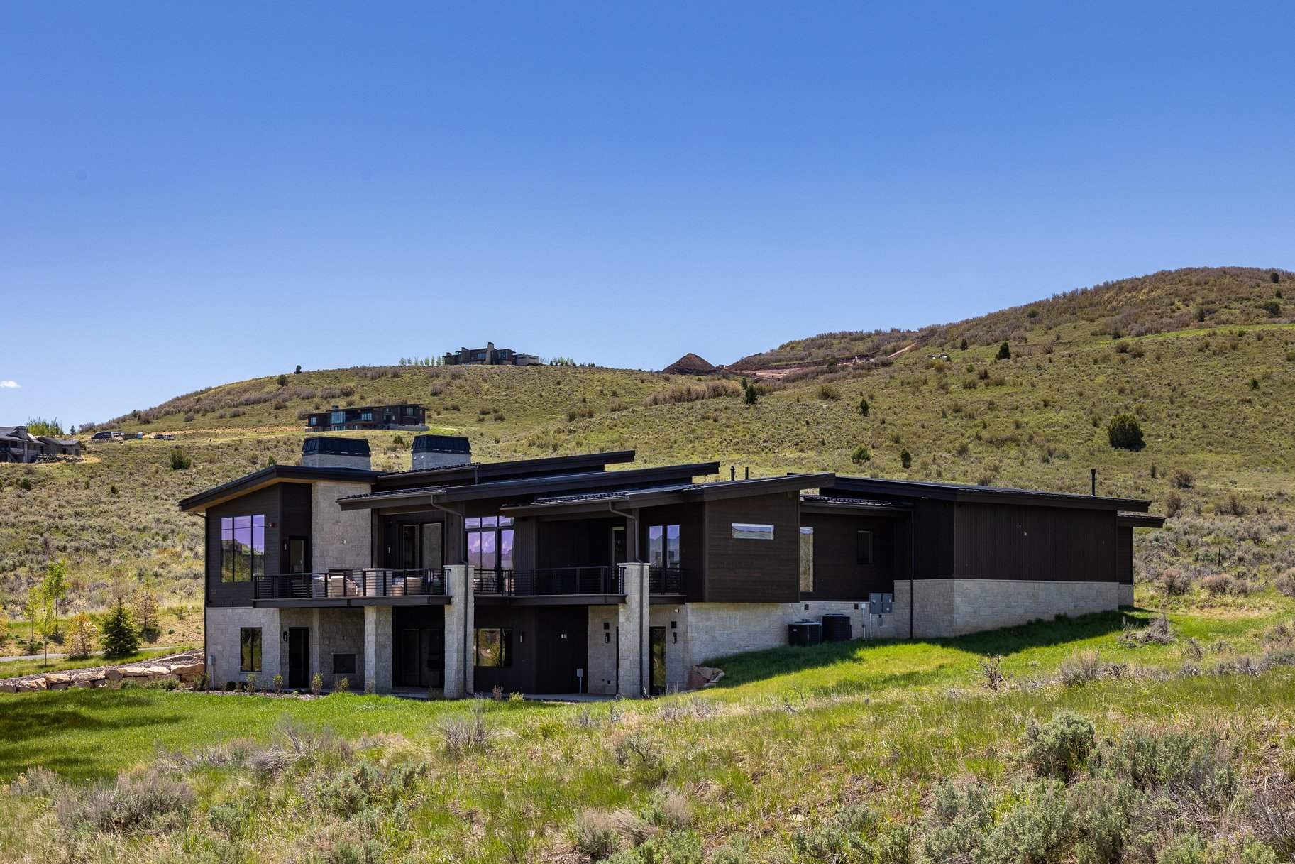  Beautiful Modern Custom Home with Rock Cliff Views at Victory Ranch - 物件實景