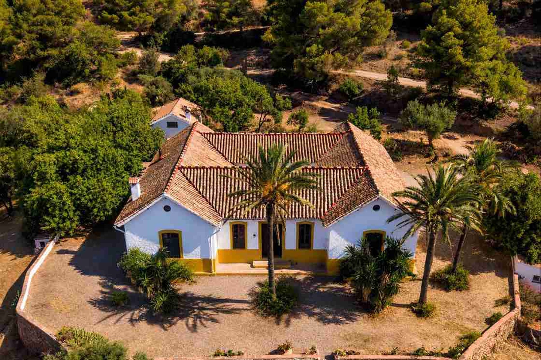  Colonial villa with olive farm near Montes de Málaga Natural Park - 物件實景