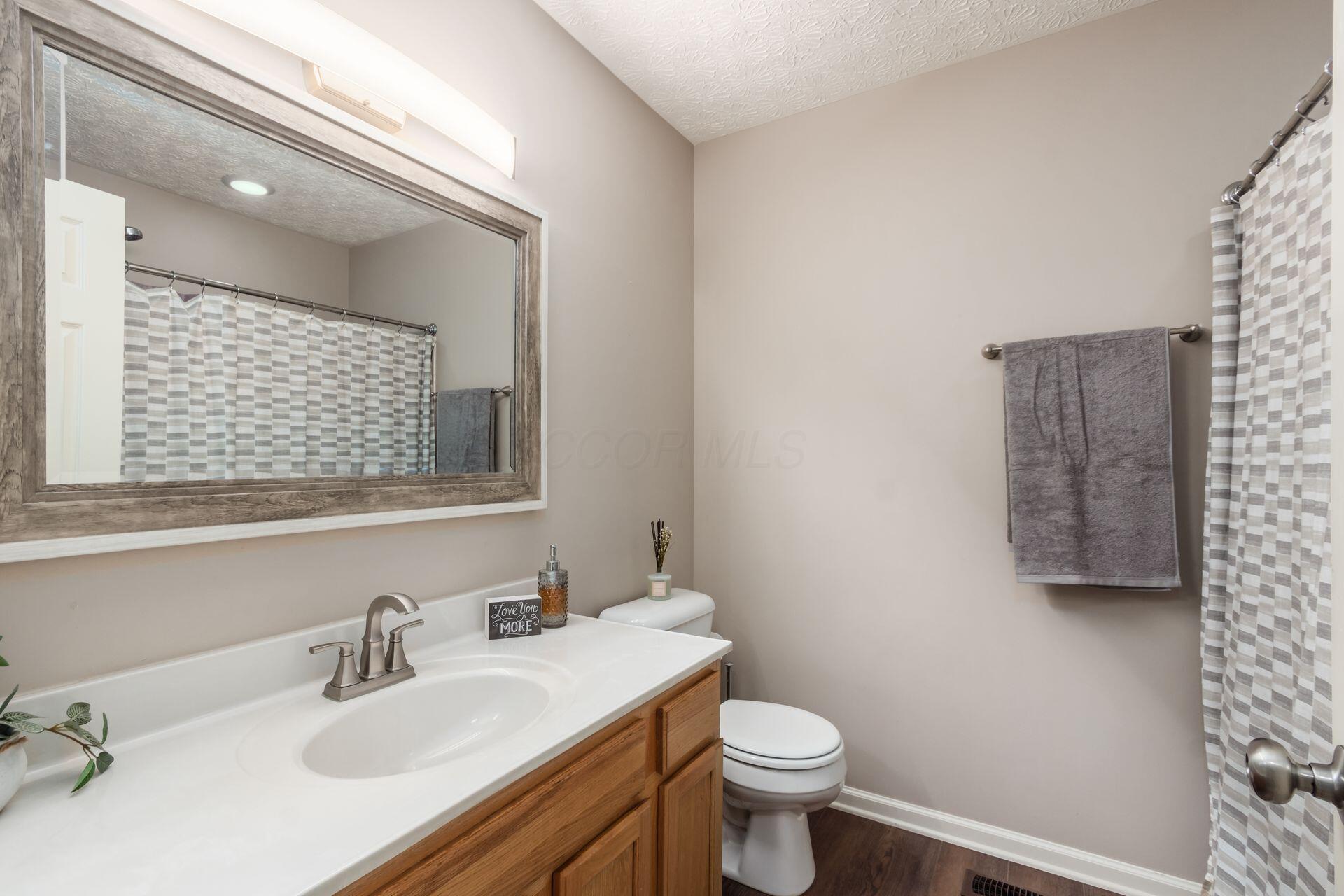 Grove City, Ohio, 43123, United States, 4 Bedrooms Bedrooms, ,3 BathroomsBathrooms,Residential,For Sale,1882454