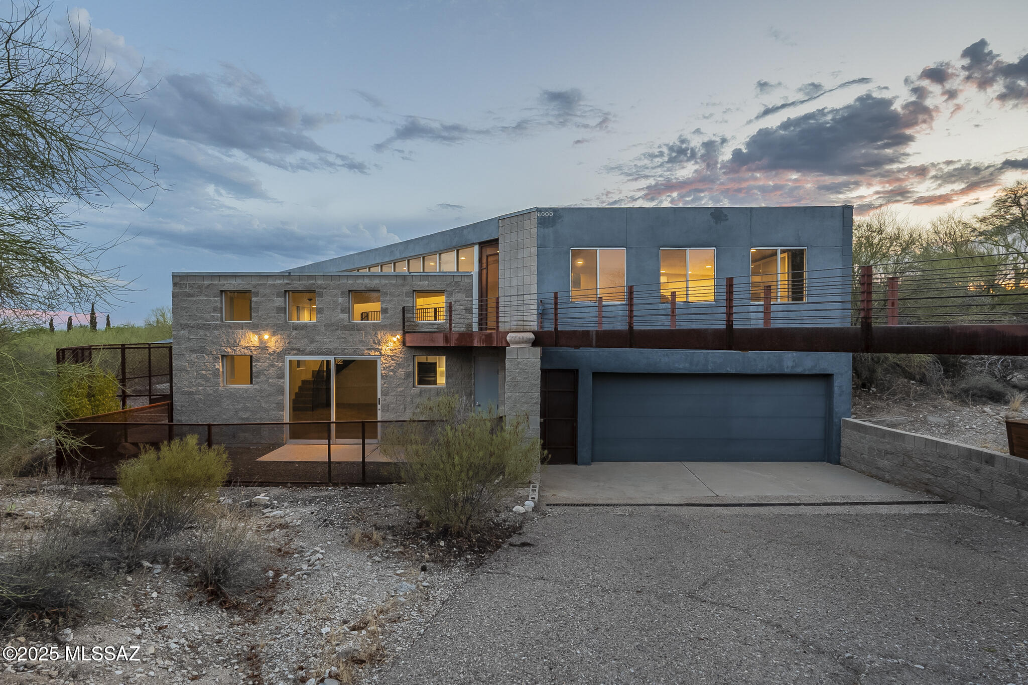 Tucson, Arizona, 85750, United States, 4 Bedrooms Bedrooms, ,3 BathroomsBathrooms,Residential,For Sale,1883244