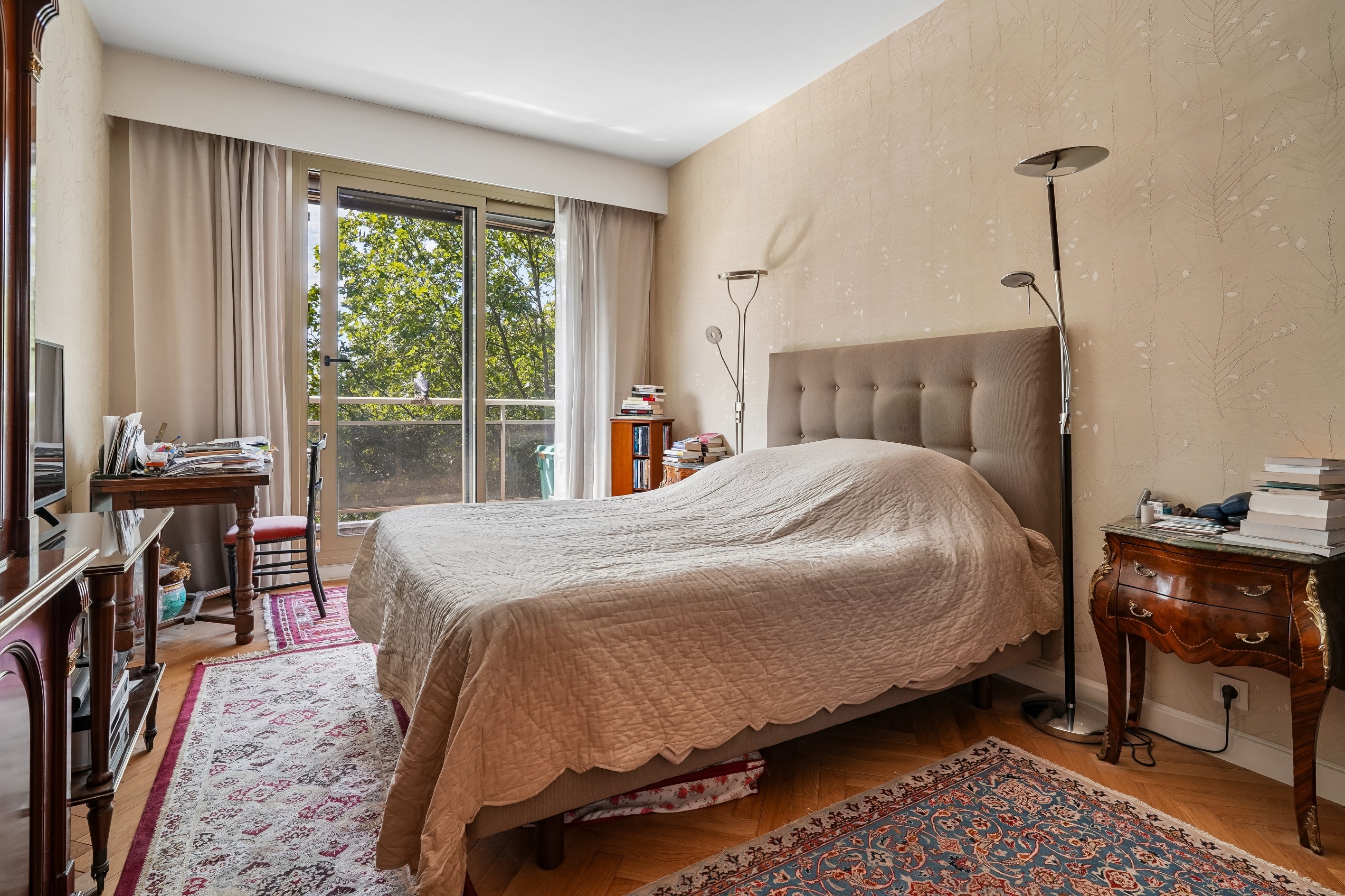  An elegant family residence with balcony, filled with natural light - 物件實景