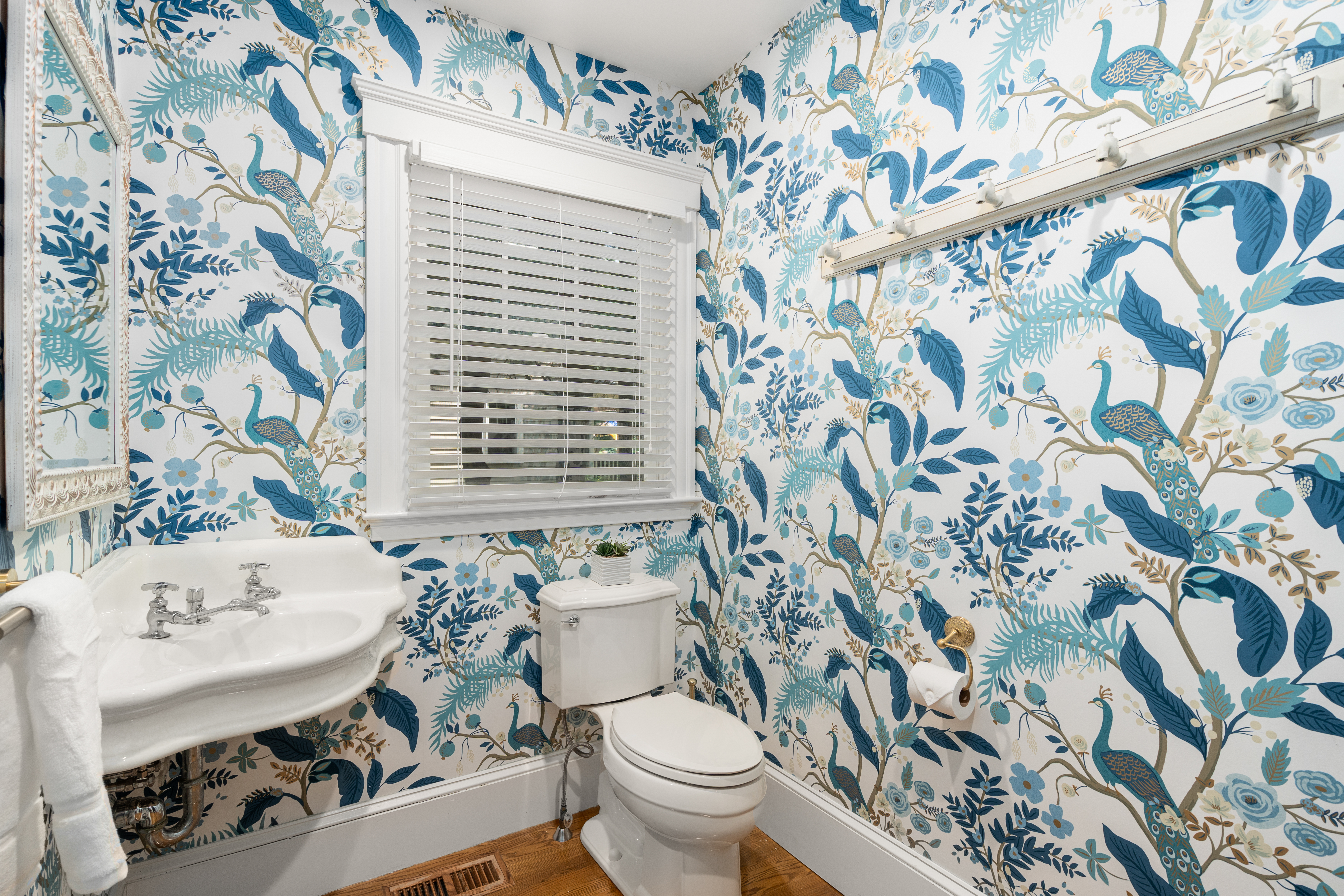  19 Mayo Avenue, Needham, MA, 02492 - 物件實景