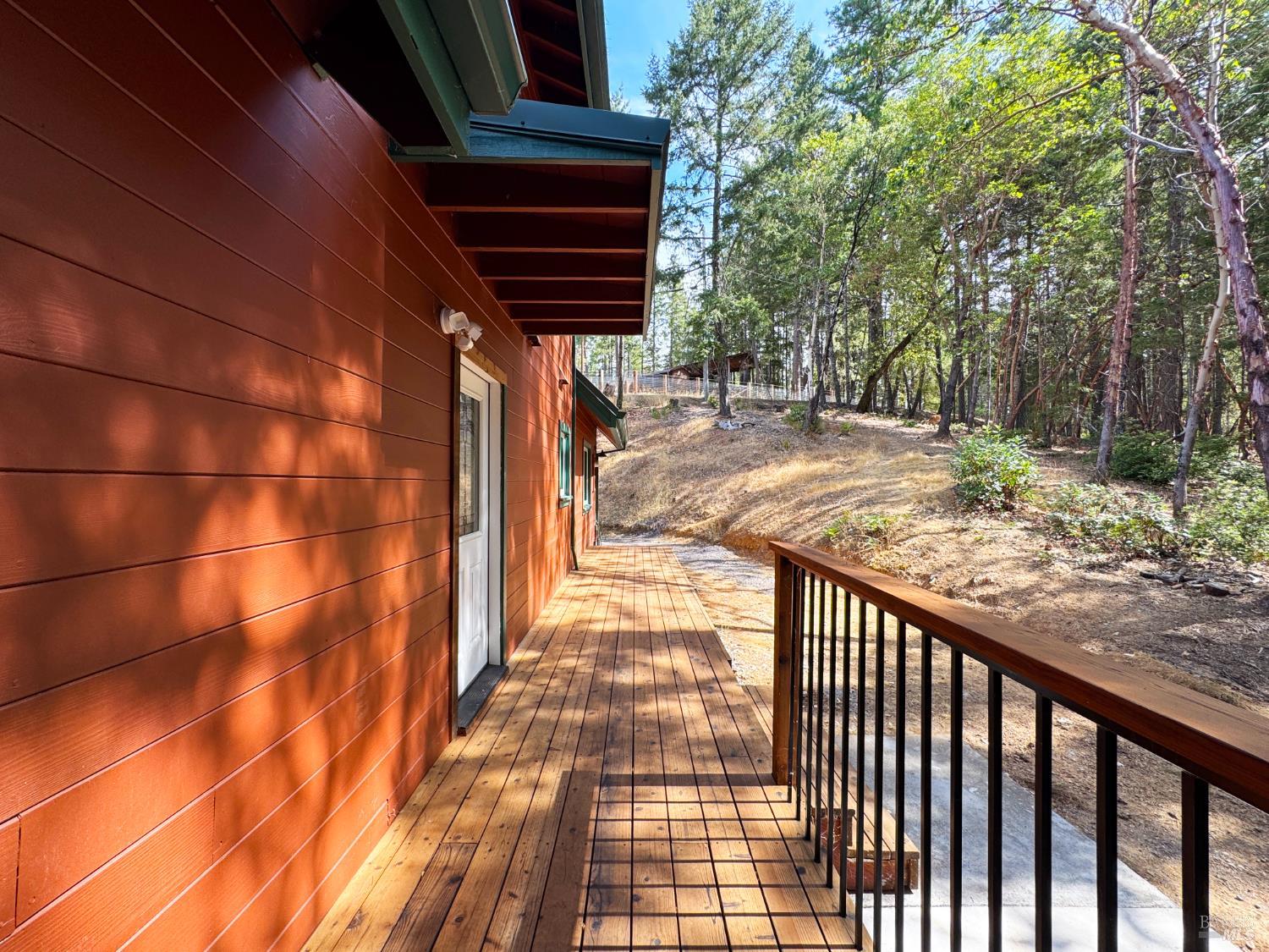 Willits, California, 95490, United States, 2 Bedrooms Bedrooms, ,2 BathroomsBathrooms,Residential,For Sale,1981529