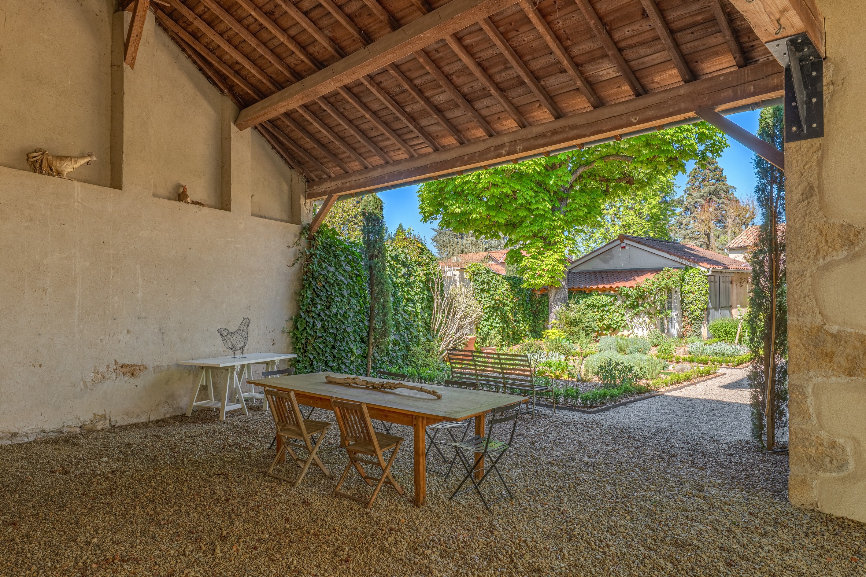  Charming golden-stone family home in central Chasselay. - 物件實景