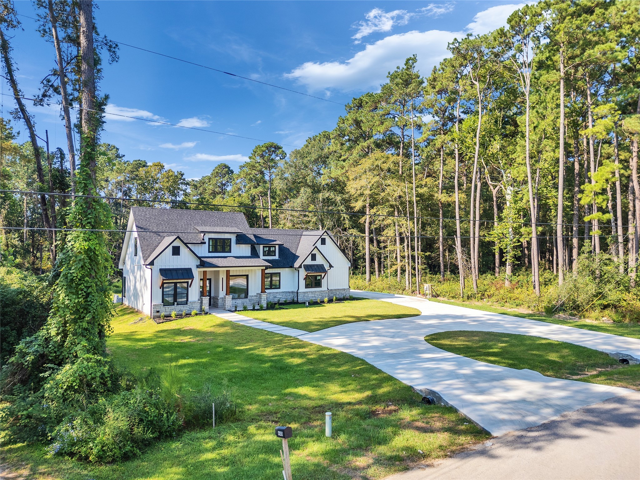 Magnolia, Texas, 77355, United States, 4 Bedrooms Bedrooms, ,4 BathroomsBathrooms,Residential,For Sale,1991024