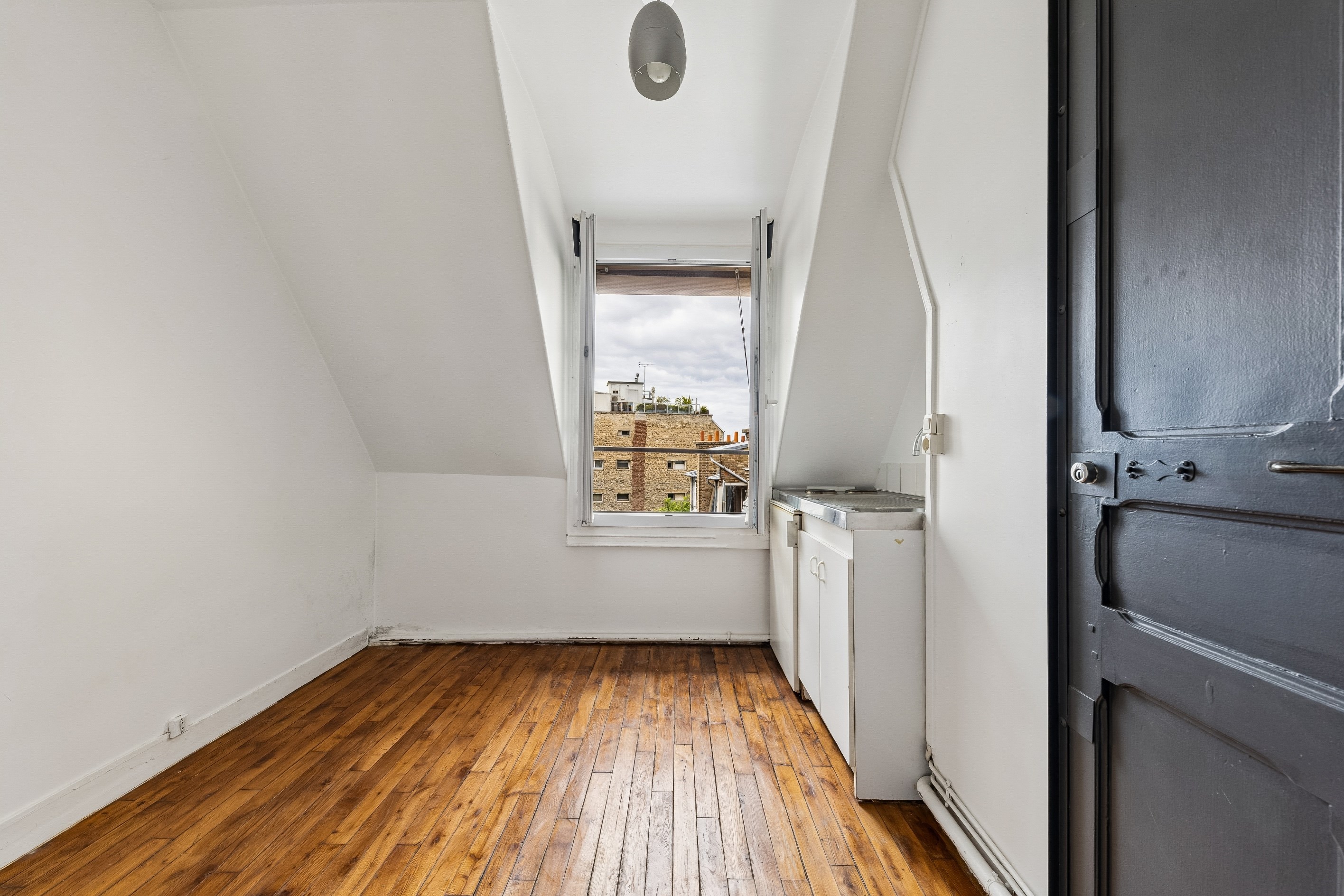  SOLE AGENT - Paris 16 - Beautiful 2/3 BR apartments with balconies to renovate - 物件實景