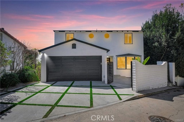 Los Angeles, California, 90027, United States, 3 Bedrooms Bedrooms, ,3 BathroomsBathrooms,Residential,For Sale,1980837