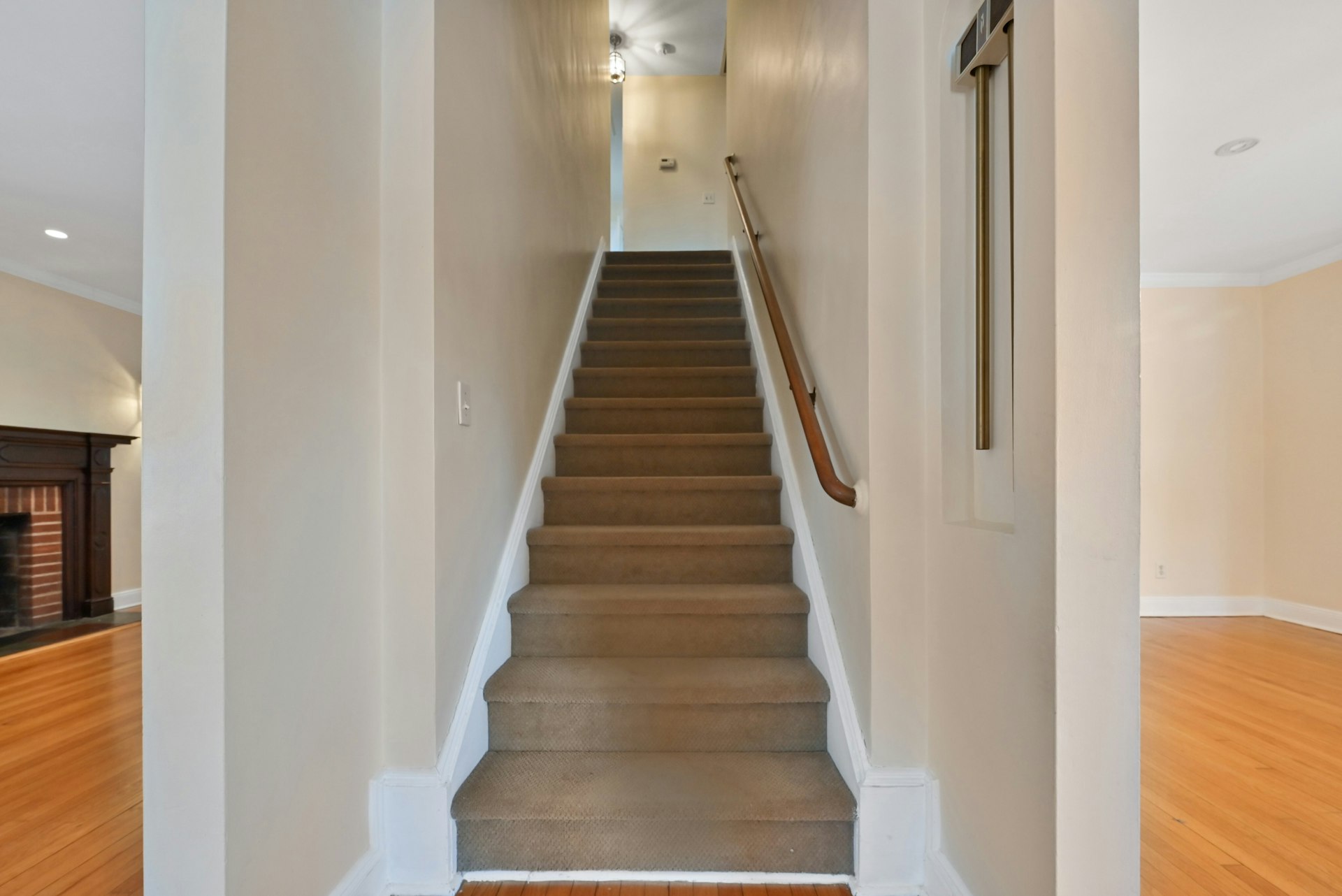  40 Clinton Avenue, Tenafly, NJ, 07670 - 物件實景