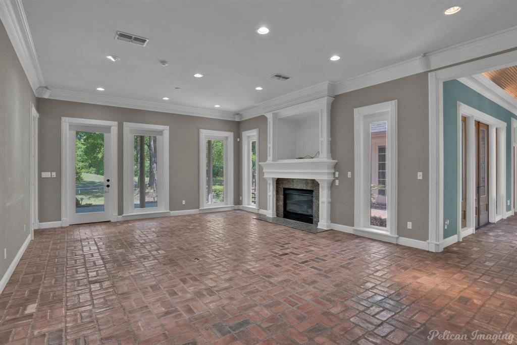 Bossier City, Louisiana, 71111, United States, 4 Bedrooms Bedrooms, ,4 BathroomsBathrooms,Residential,For Sale,1927439
