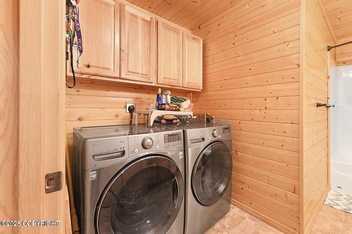 Soldotna, Alaska, 99669, United States, 6 Bedrooms Bedrooms, ,3 BathroomsBathrooms,Residential,For Sale,1984218