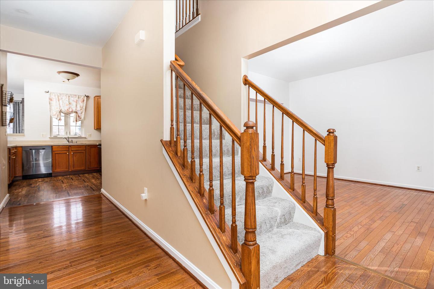 Round Hill, Virginia, 20141, United States, 4 Bedrooms Bedrooms, ,4 BathroomsBathrooms,Residential,For Sale,1987727