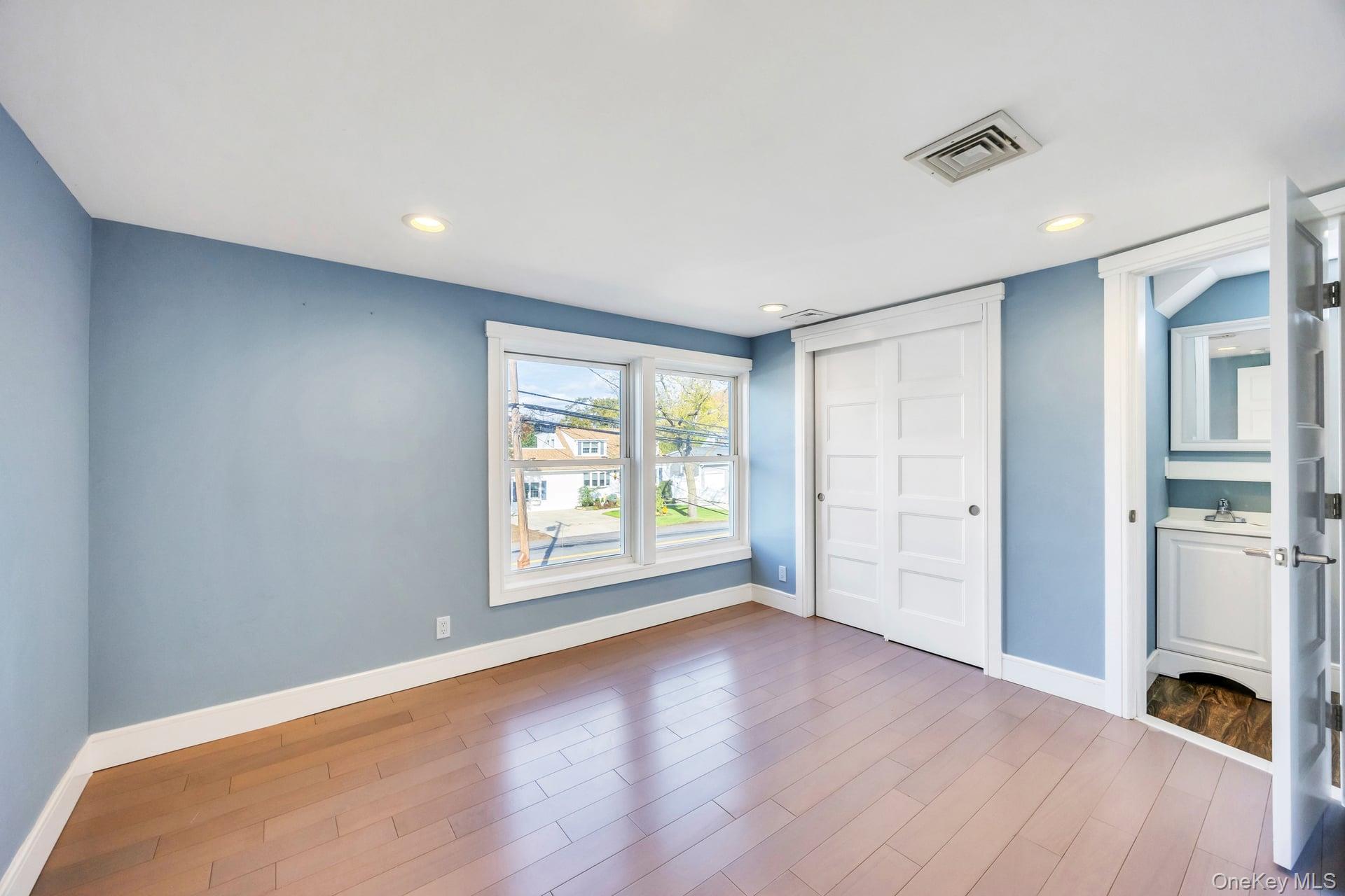 Lindenhurst, New York, 11757, United States, 4 Bedrooms Bedrooms, ,2 BathroomsBathrooms,Residential,For Sale,1965289