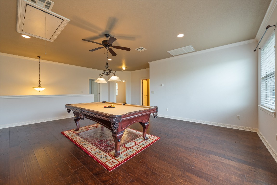Austin, Texas, 78732, United States, 4 Bedrooms Bedrooms, ,3 BathroomsBathrooms,Residential,For Sale,1911419