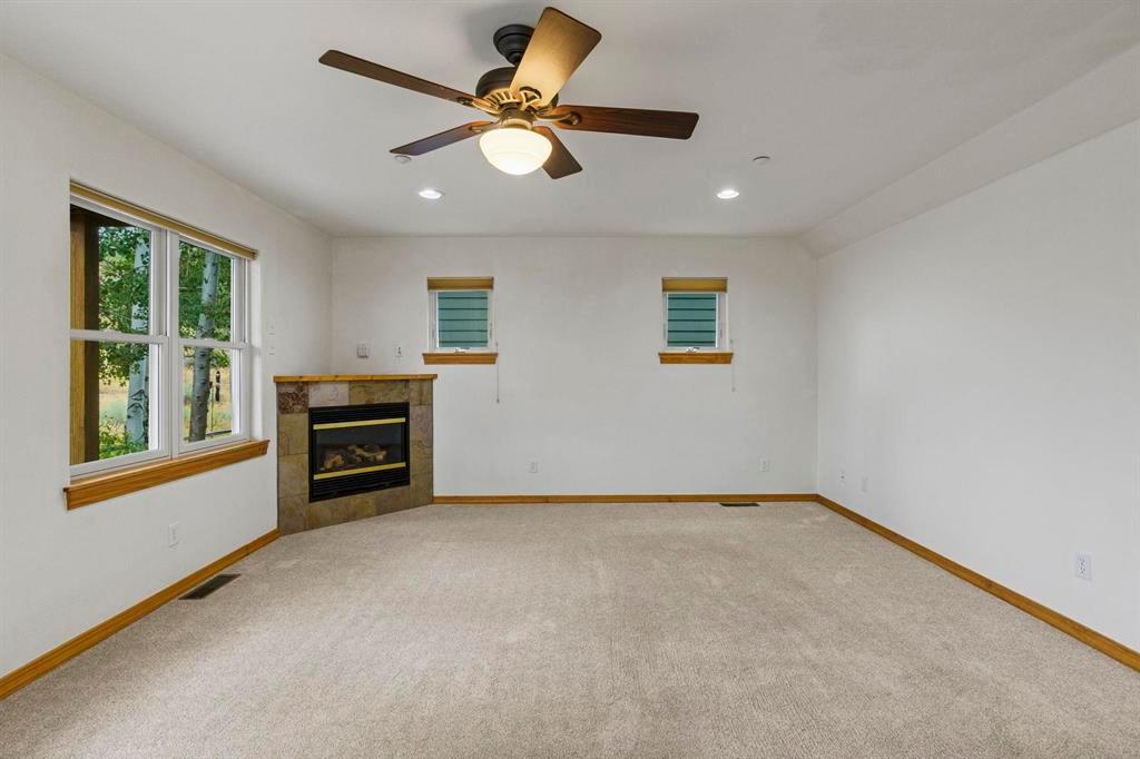 Durango, Colorado, 81301, United States, 3 Bedrooms Bedrooms, ,3 BathroomsBathrooms,Residential,For Sale,1908342